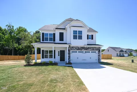 135 Tobacco Barn Dr, Angier, NC 27501
