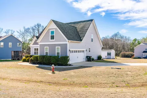 90 Broadhead Ct, Angier, NC 27501 photo 2