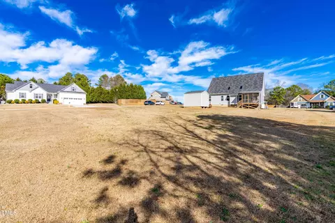 90 Broadhead Ct, Angier, NC 27501 photo 3