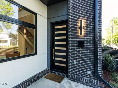 842 N Mangum St, Durham, NC 27701