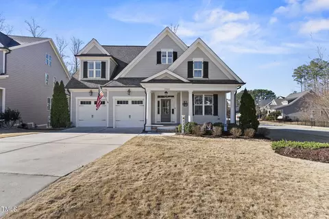 2220 Madison Creek Drive Dr, Apex, NC 27502