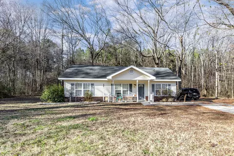 195 E Carolina Ave, Bunn, NC 27508