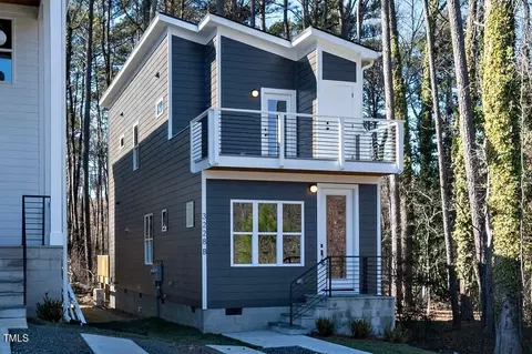 3228 B Rowena Ave, Durham, NC 27703