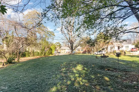 518 Dixie Trl, Raleigh, NC 27607 photo 9