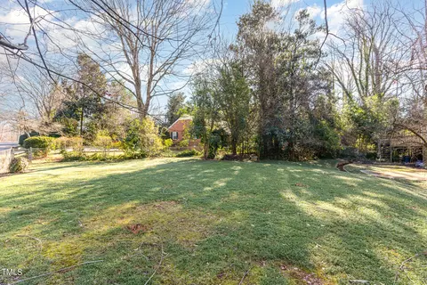 518 Dixie Trl, Raleigh, NC 27607 photo 7