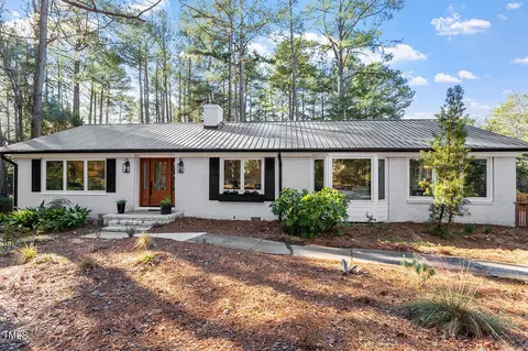 406 Knob Ct, Chapel Hill, NC 27517