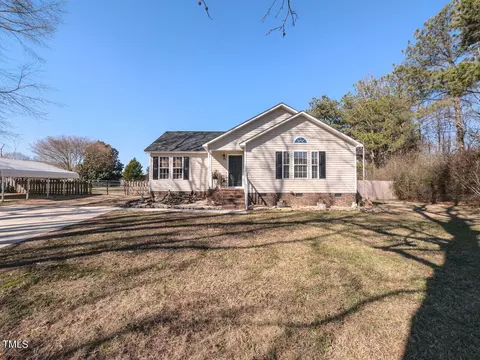110 Serenity Dr, Smithfield, NC 27577 photo 2