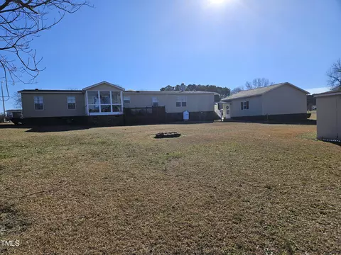 113 May Dr, Smithfield, NC 27577 photo 4