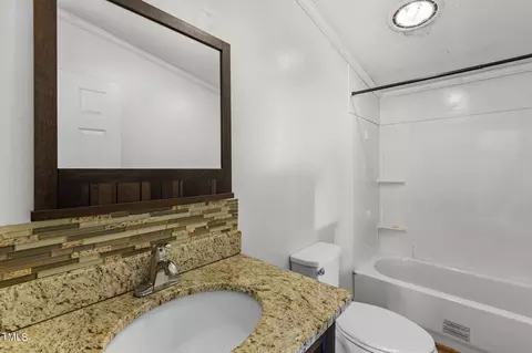 109 Madison Ln, Windsor, NC 27983 photo 3