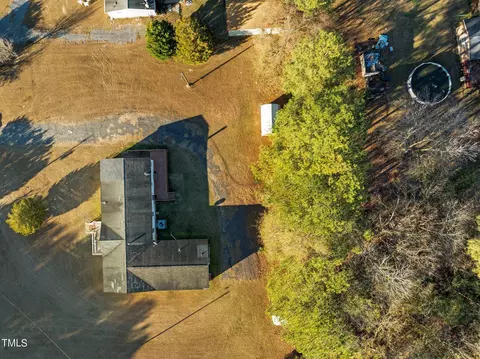 109 Madison Ln, Windsor, NC 27983 photo 9