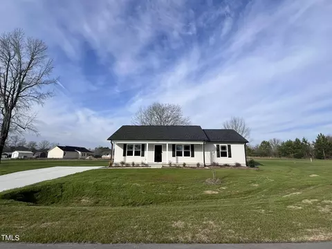 315 Ewing Dr, Selma, NC 27576 photo 2
