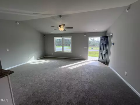 315 Ewing Dr, Selma, NC 27576 photo 4