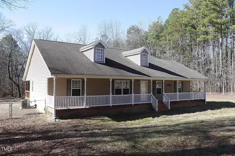 3611 Thomas Rd, Henderson, NC 27537
