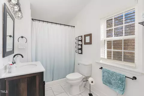 302 W K St, Erwin, NC 28339 photo 10