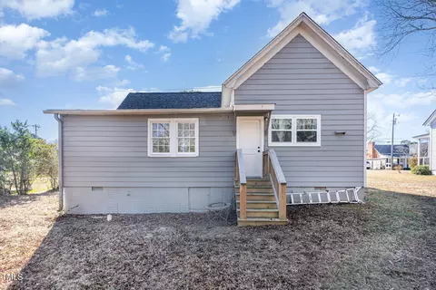 302 W K St, Erwin, NC 28339 photo 13