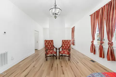 302 W K St, Erwin, NC 28339 photo 5