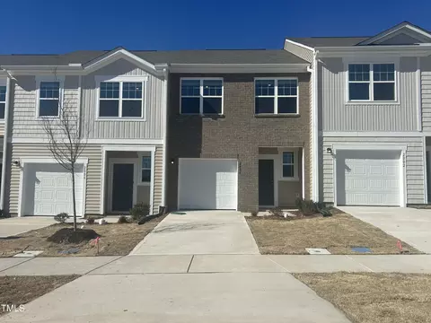 2004 Trailside Dr, Durham, NC 27704 photo 2