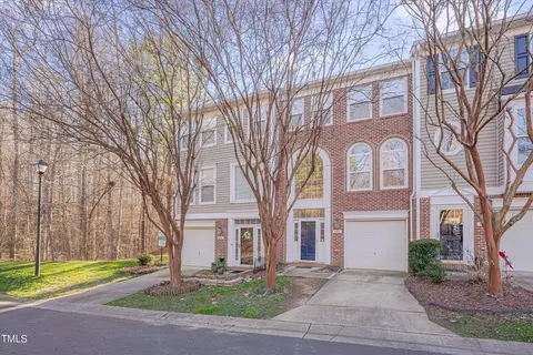 5450 Echo Ridge Rd, Raleigh, NC 27612