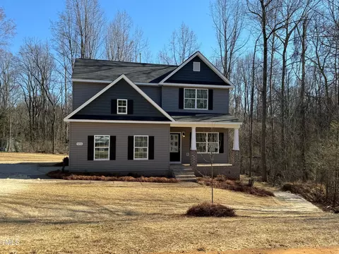 5252 Salem Woods Dr, Graham, NC 27253