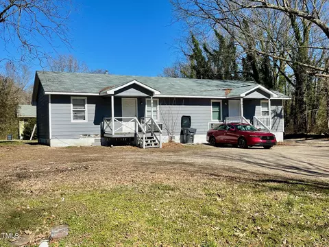985987 Hughes St, Henderson, NC 27536
