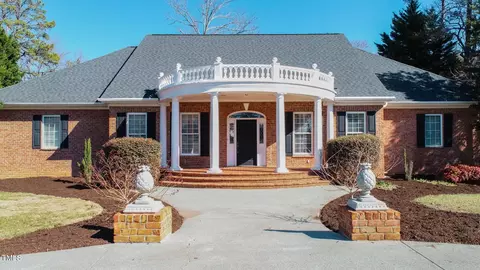 34 Lochridge Dr, Roxboro, NC 27573