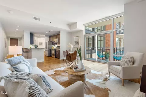 140 W Franklin St #230, Chapel Hill, NC 27516