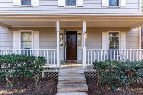 111 Wethersfield Dr, Cary, NC 27513