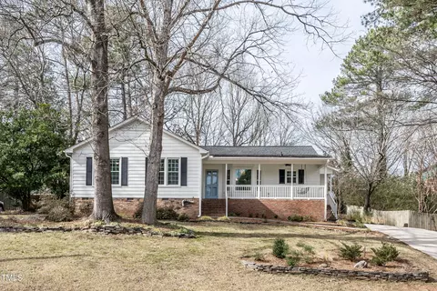 6201 Bramblewood Dr, Raleigh, NC 27612