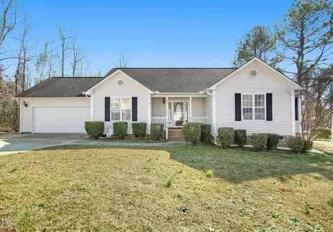 181 Fox Chase Ln, Smithfield, NC 27577
