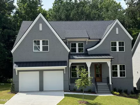 111 Sanderway Dr, Chapel Hill, NC 27516