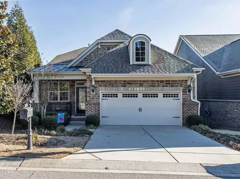 1303 English Cottage Ln, Cary, NC 27518