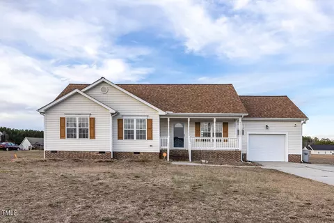 92 Farmington Ln, Henderson, NC 27537