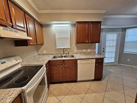 4 Howlett Pl, Durham, NC 27703 photo 10