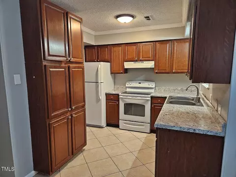 4 Howlett Pl, Durham, NC 27703 photo 13