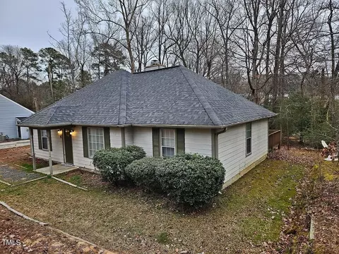 4 Howlett Pl, Durham, NC 27703 photo 6