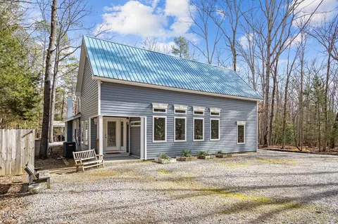9748 Poverty Pt, Bullock, NC 27507