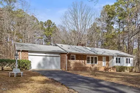 2110 New Hope Dr, Chapel Hill, NC 27514