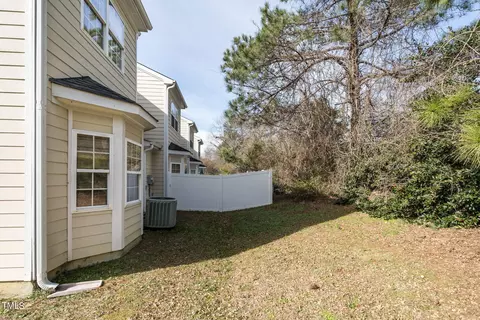 67 Beechleaf Ct, Clayton, NC 27520 photo 21