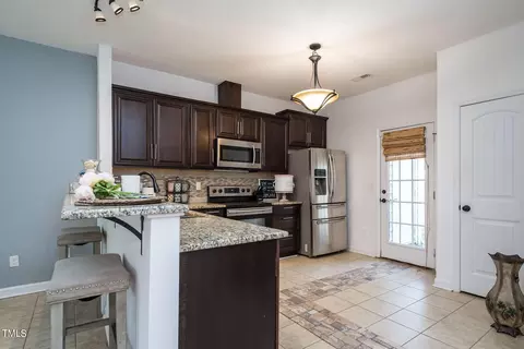 67 Beechleaf Ct, Clayton, NC 27520 photo 7
