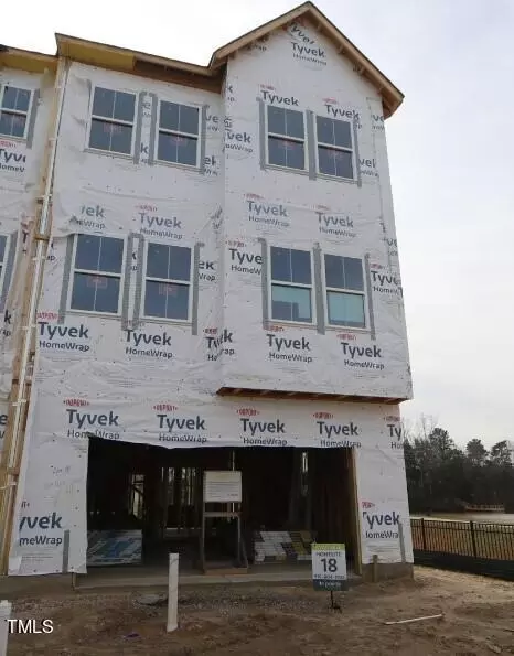100 Pipers Pl, Wake Forest, NC 27587
