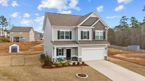 542 Lionheart Ln, Sanford, NC 27330