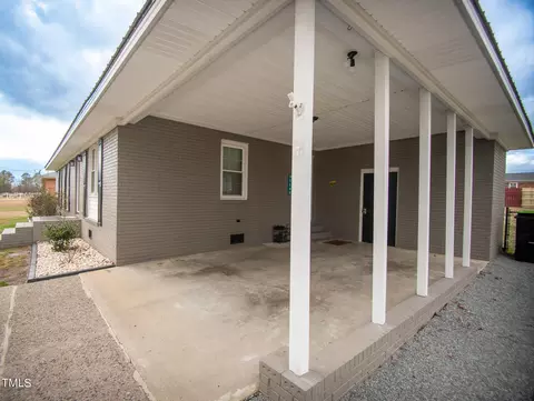Exterior - 504 W A St, Erwin, NC 28339 photo 3 of 8
