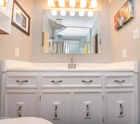 Bath - 504 W A St, Erwin, NC 28339 photo 3 of 7