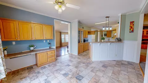 733 Oliver Loop Rd, Roxboro, NC 27574 photo 6