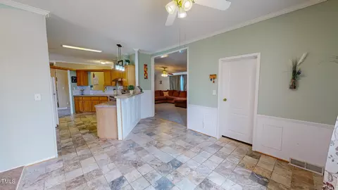 733 Oliver Loop Rd, Roxboro, NC 27574 photo 18