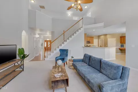 1608 Carnation Dr, Durham, NC 27703 photo 8