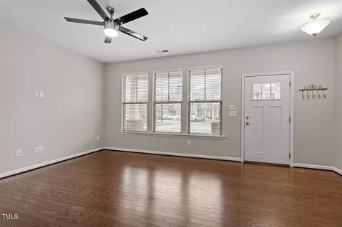 1216 Metropolitan Dr, Durham, NC 27713 photo 7