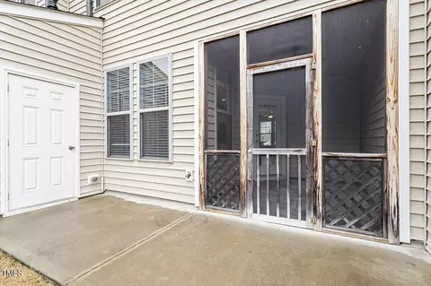 1216 Metropolitan Dr, Durham, NC 27713 photo 32
