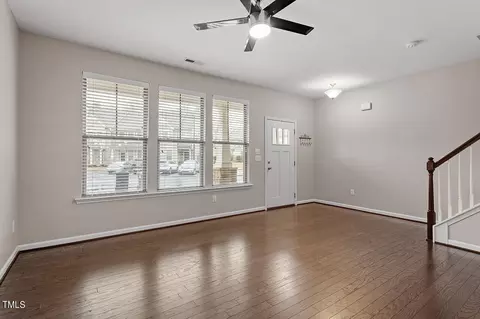 1216 Metropolitan Dr, Durham, NC 27713 photo 6
