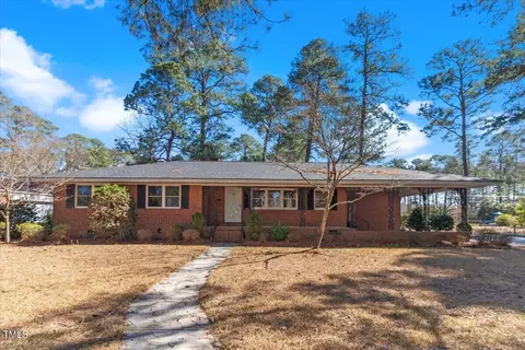1113 S Vermont St, Smithfield, NC 27577